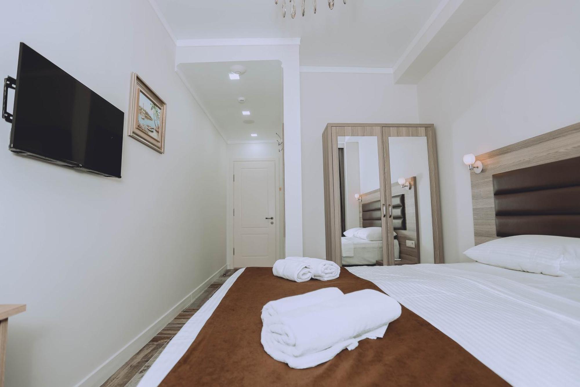 Royal Medis Hotel Batumi Eksteriør bilde