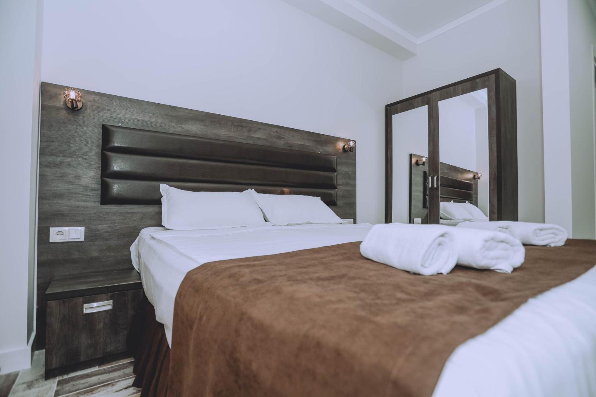 Royal Medis Hotel Batumi Eksteriør bilde