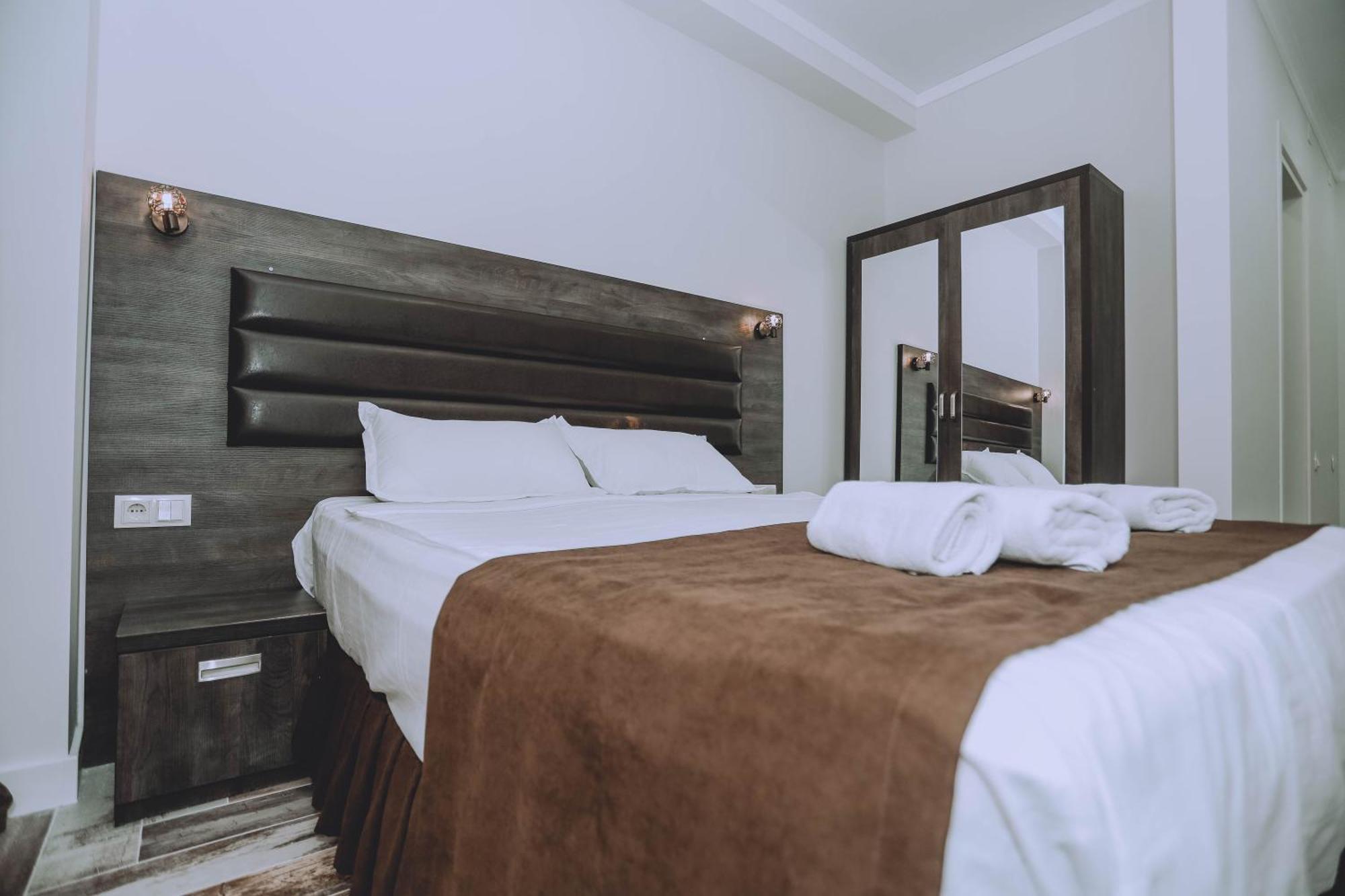 Royal Medis Hotel Batumi Eksteriør bilde